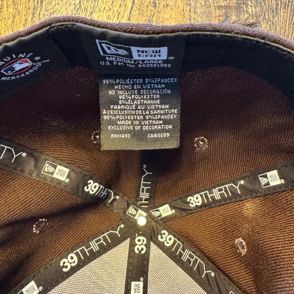 Men's New Era Brown San Diego Padres 2024 MLB Postseason Side Patch 39THIRTY - Picture 5 of 6